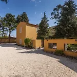 Casa De Campo Colmeal Мира